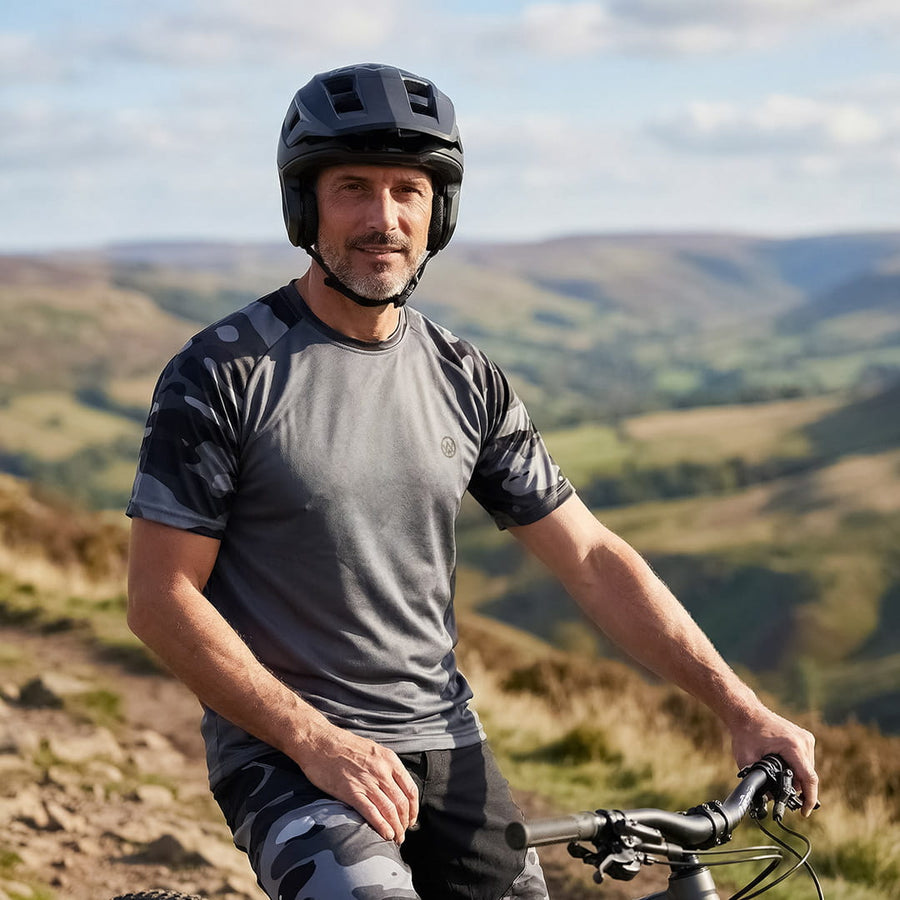Dark Camo Trail MTB Jersey · Black camouflage mountain bike jersey